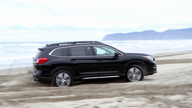 Illustration for article titled The 2019 Subaru Ascent Is The Three-Row SUV That Actually Feels Like A Subaru